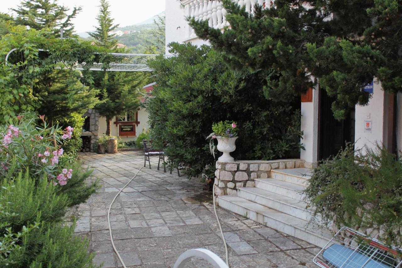 Apartments And Rooms With Parking Space Klenovica, Novi Vinodolski - 5590 Luaran gambar